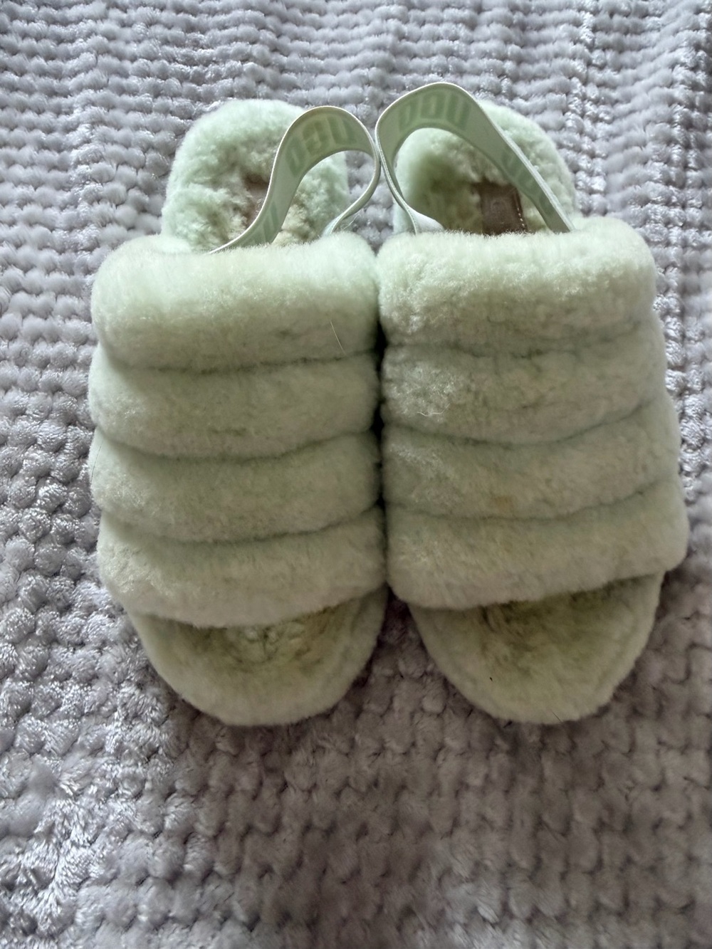 UGG Fluff Yeah Slingback Sandals Mint Green Shearling Slides Women’s Size 8